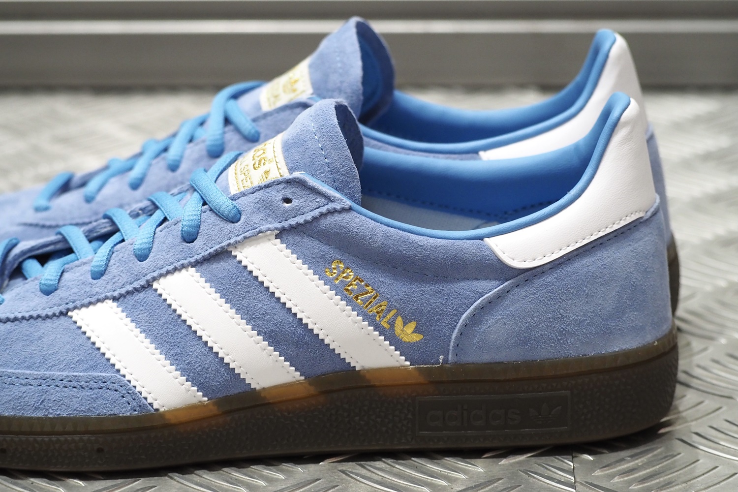 adidas HANDBALL SPEZIAL  ライトブルー 27cm