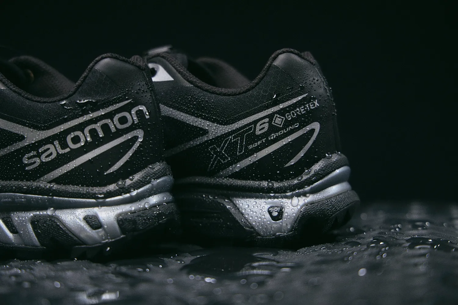 SALOMON ゴアテックス