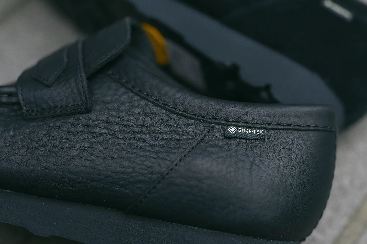 WALLABEELOAFER GORE-TEX
