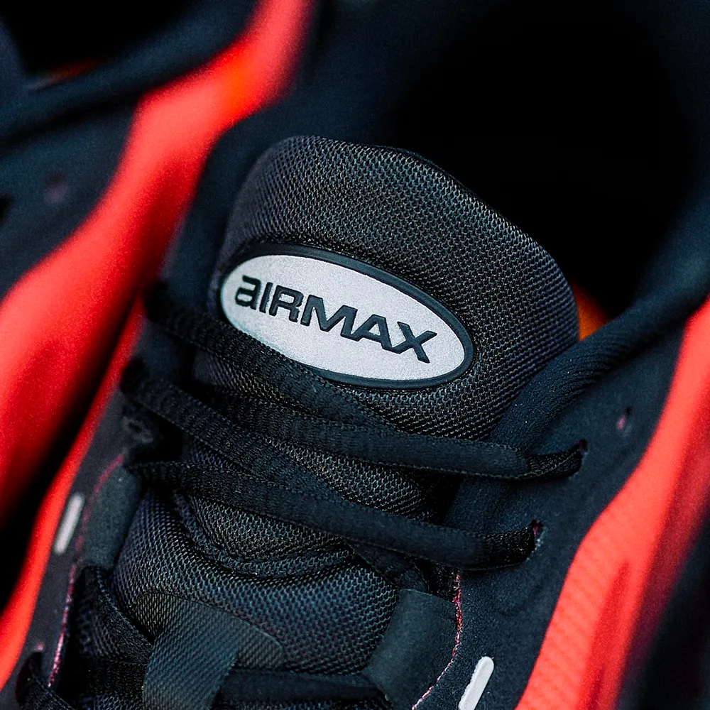 NIKE AIRMAX