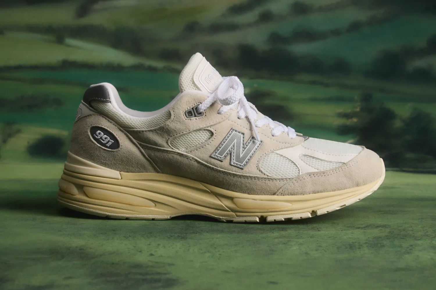 991v2 ホワイト