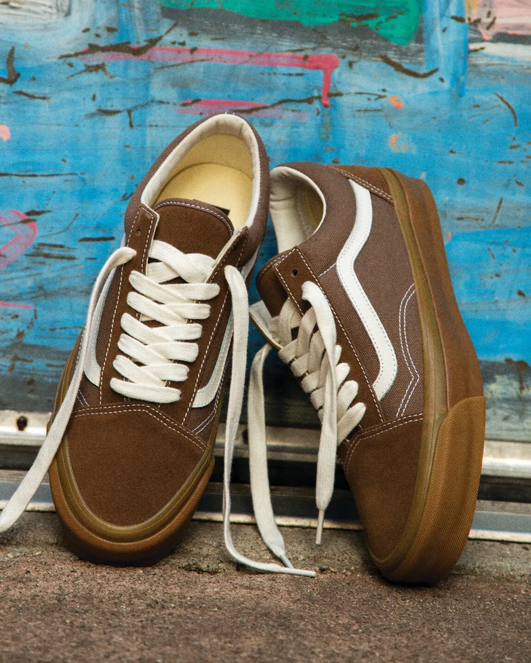 PREMIUM OLD SKOOL GUM SEPIA