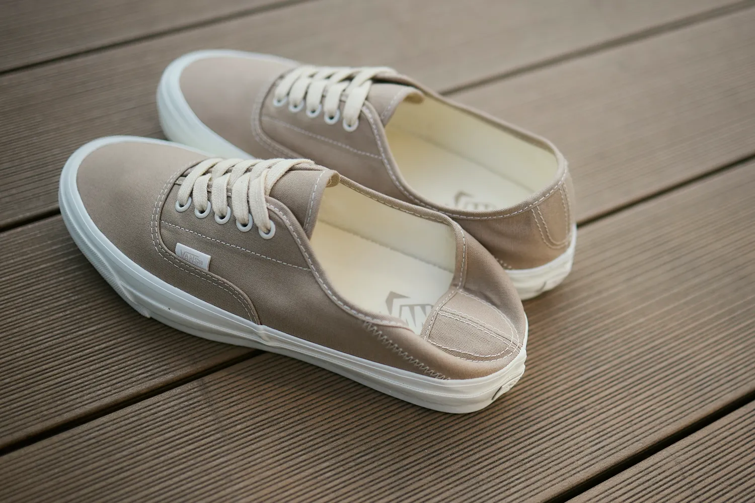 LX AUTHENTIC 44 KICKDOWN