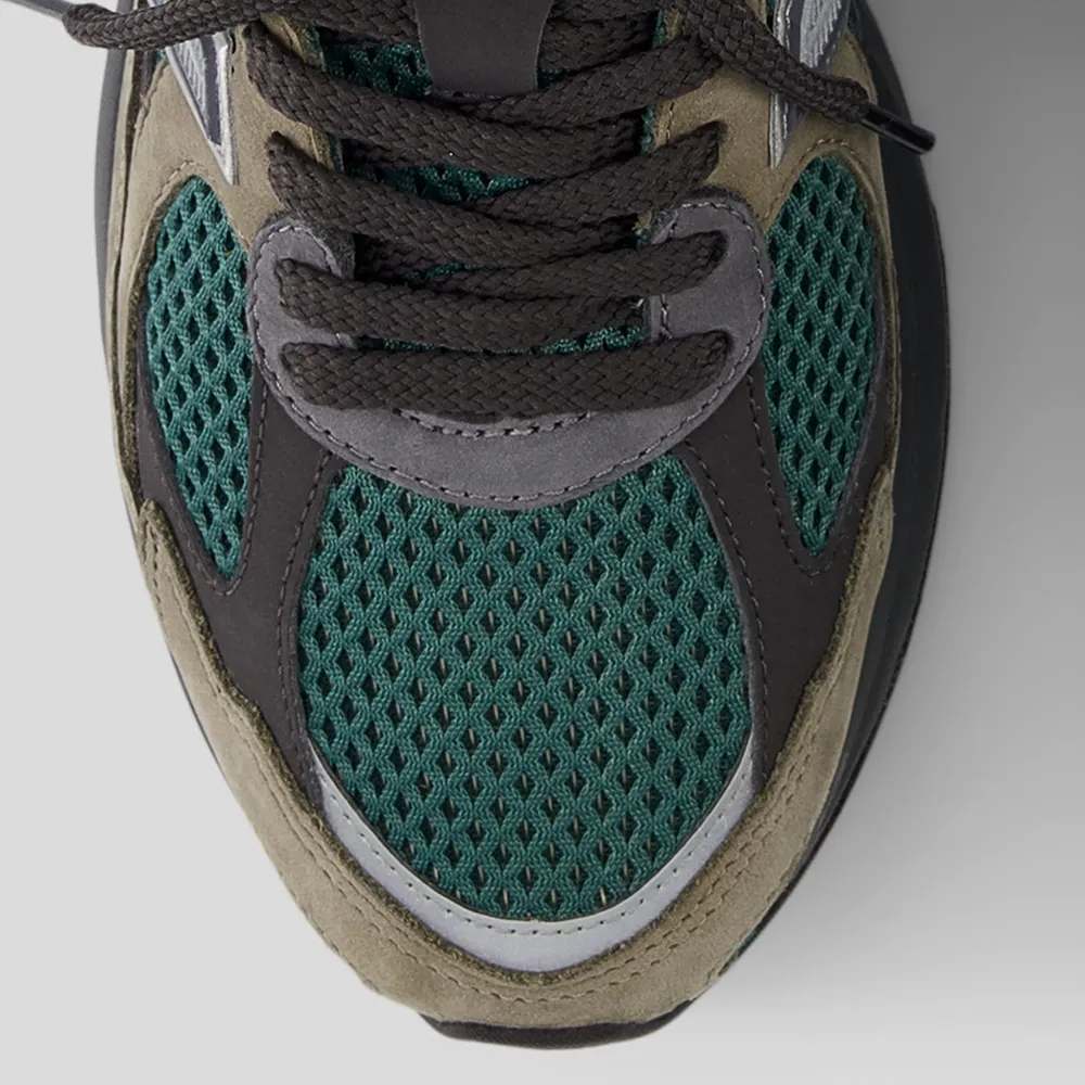 New Balance 2010