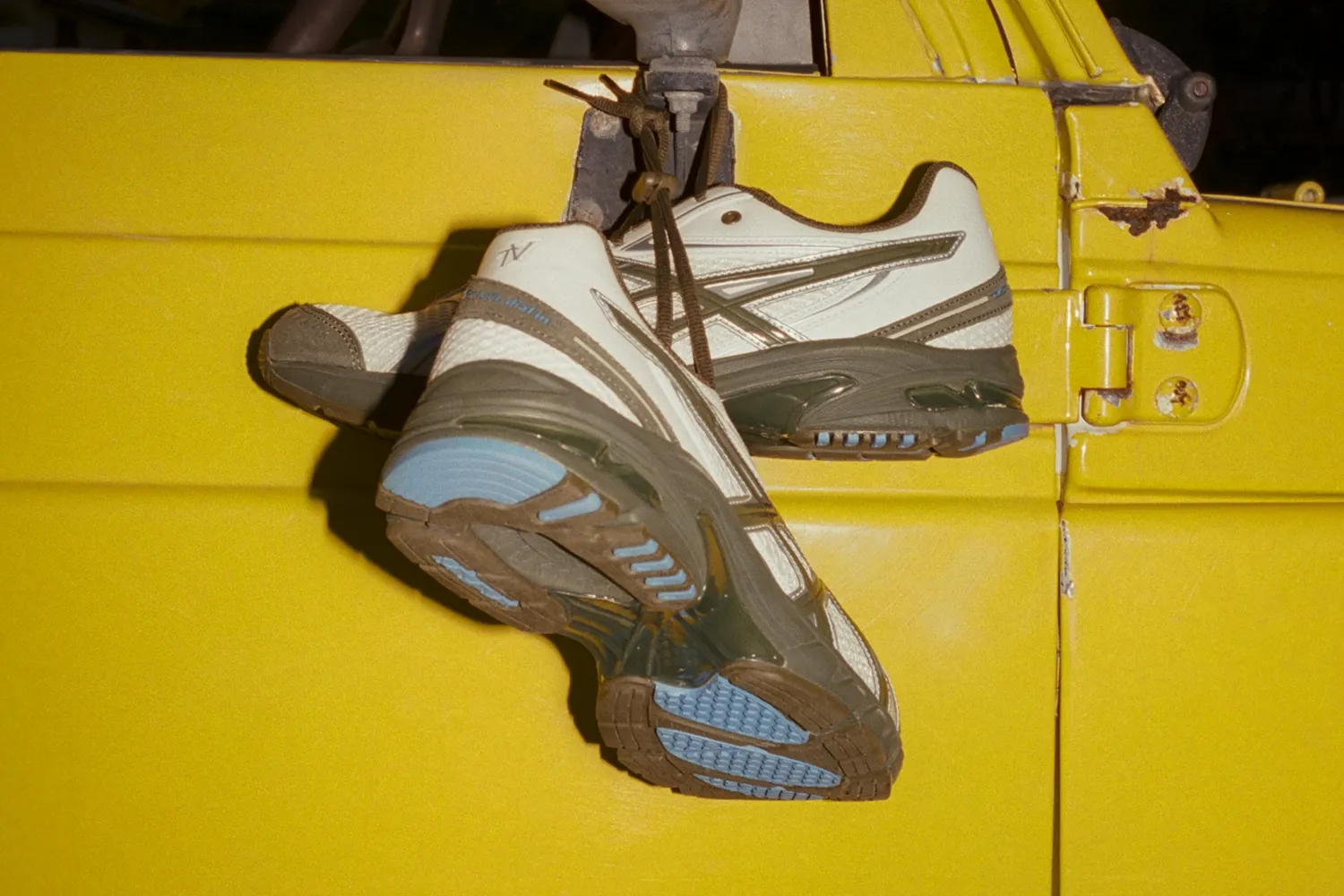 GEL-DS TRAINER 14
