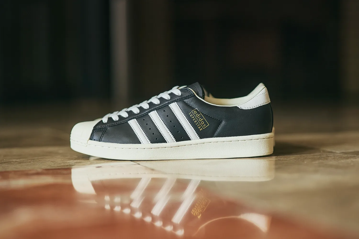 スーパースター adidas 復刻