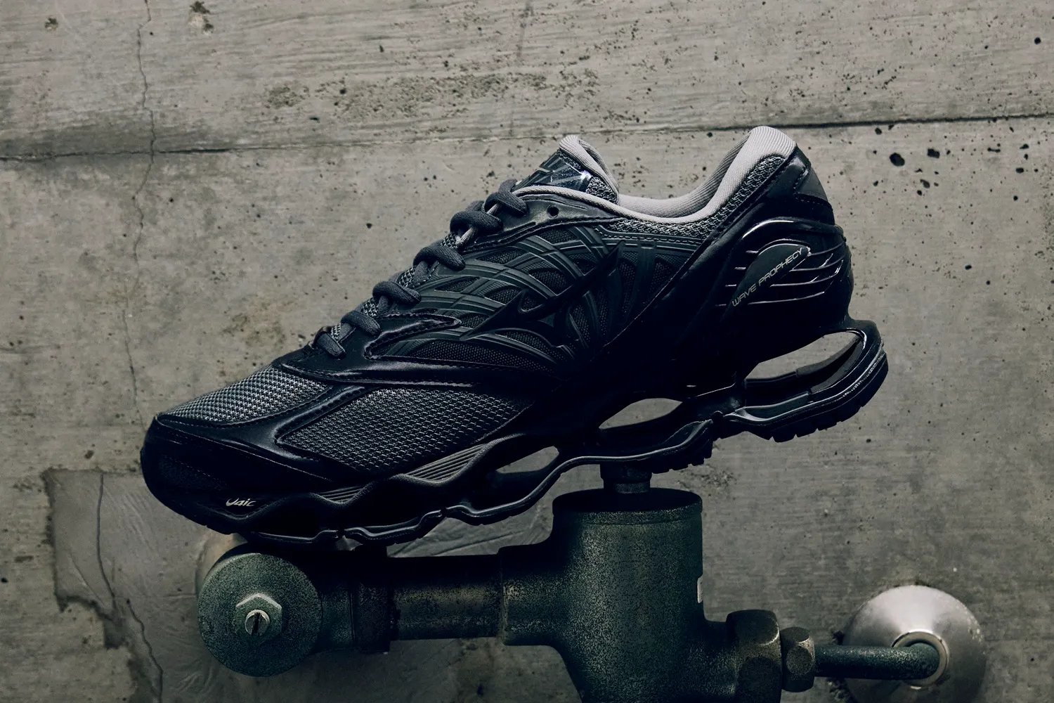 MIZUNO