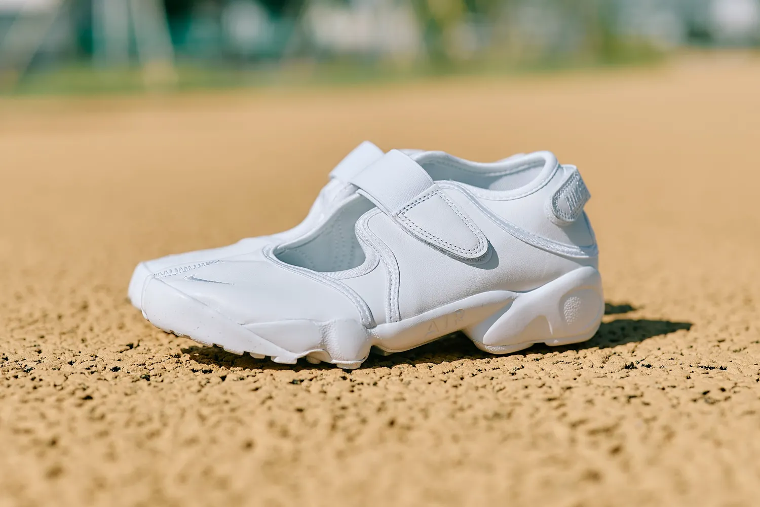 AIR RIFT 白