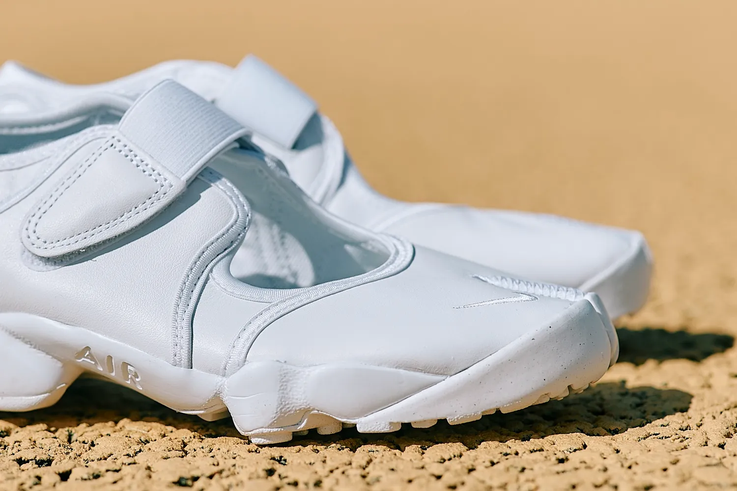 AIR RIFT レザー