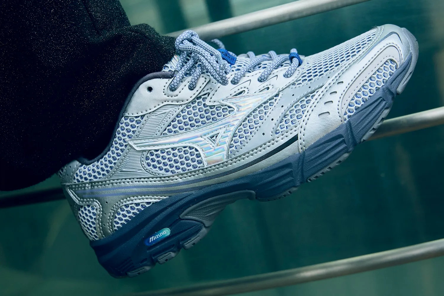 MIZUNO