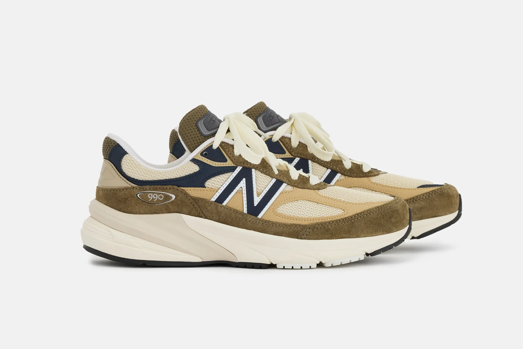 990v6 ベージュ