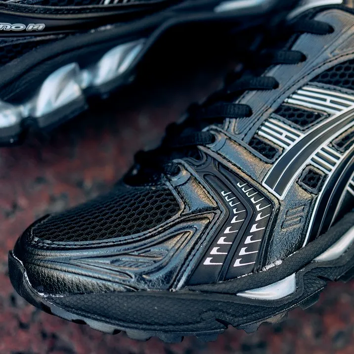gel-kayano 14 ブラック
