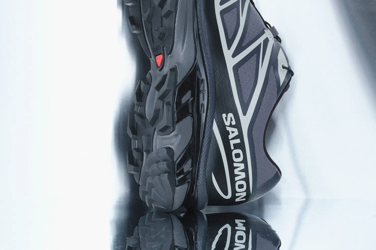 XT-6 ゴアテックス