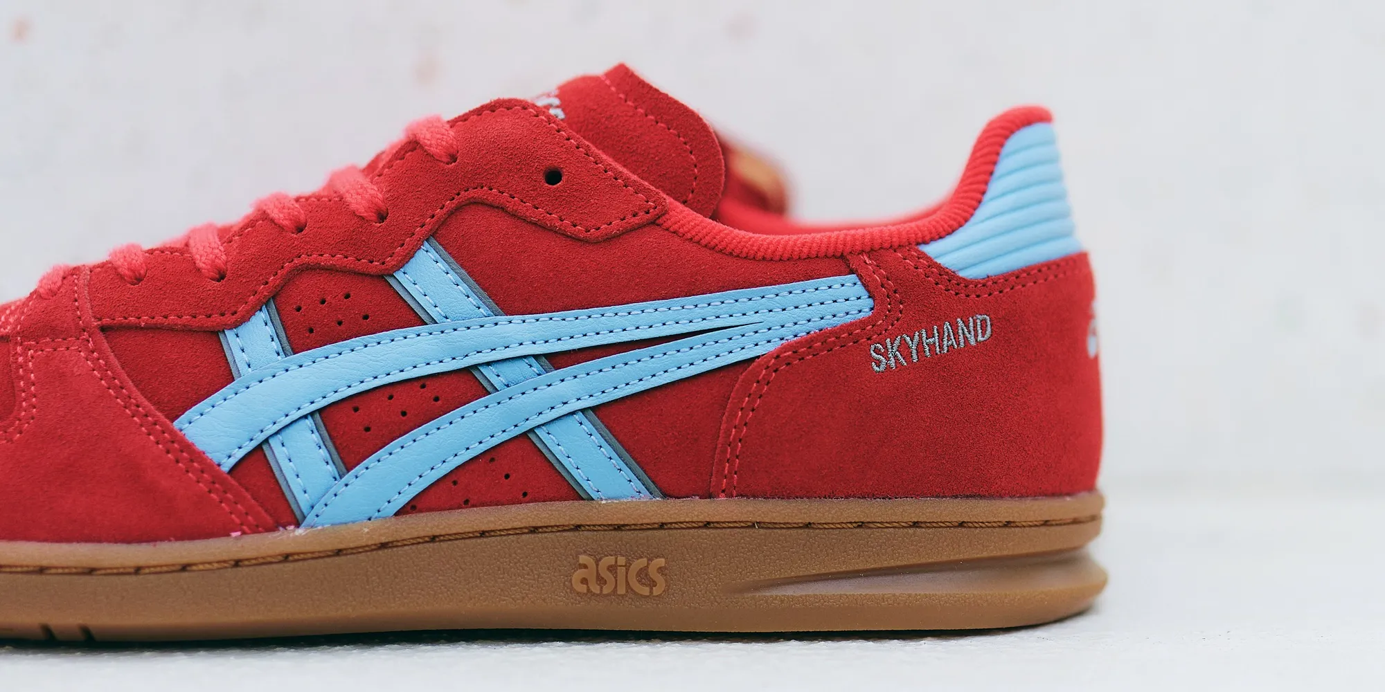 アシックス SKYHAND