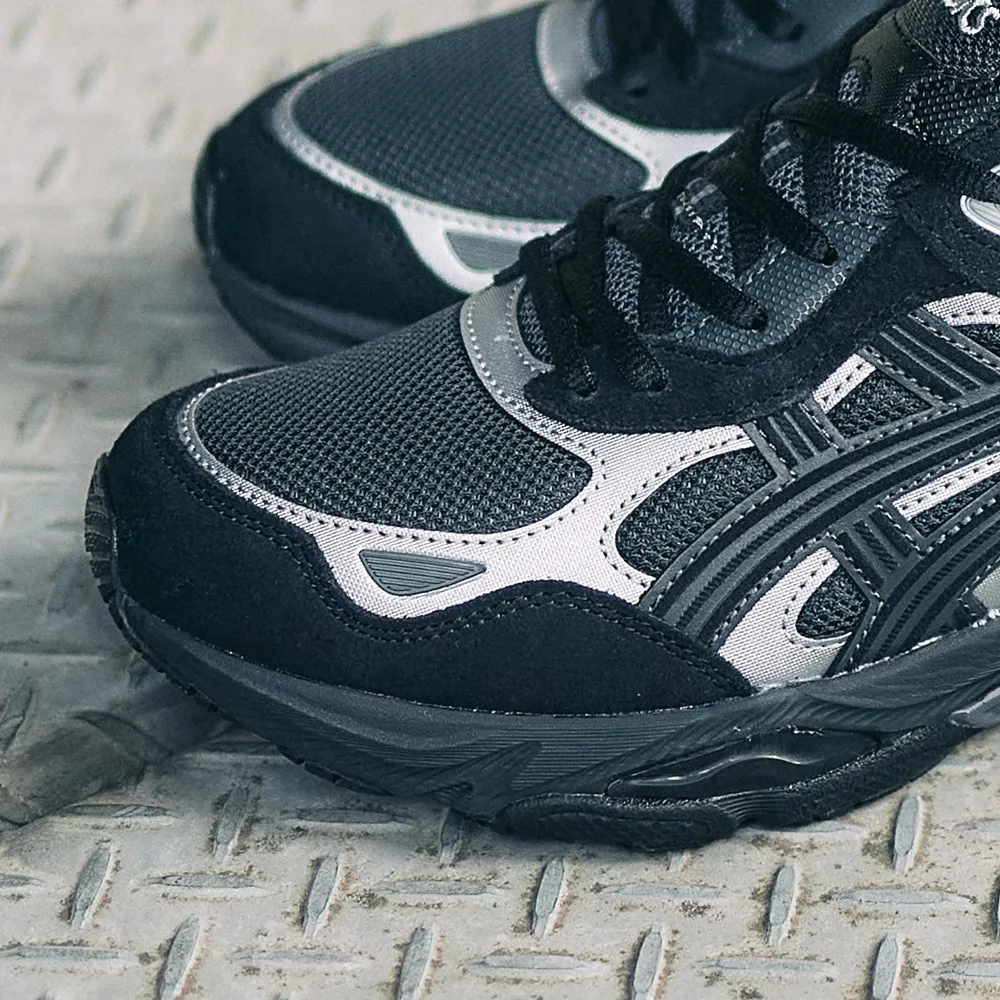 asics GRL-NYC 2.0