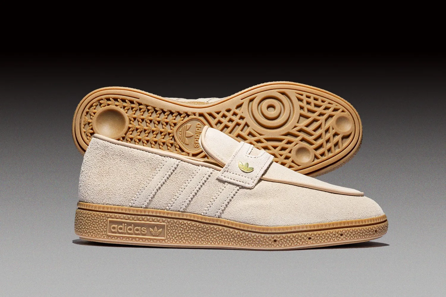 adidas ローファー