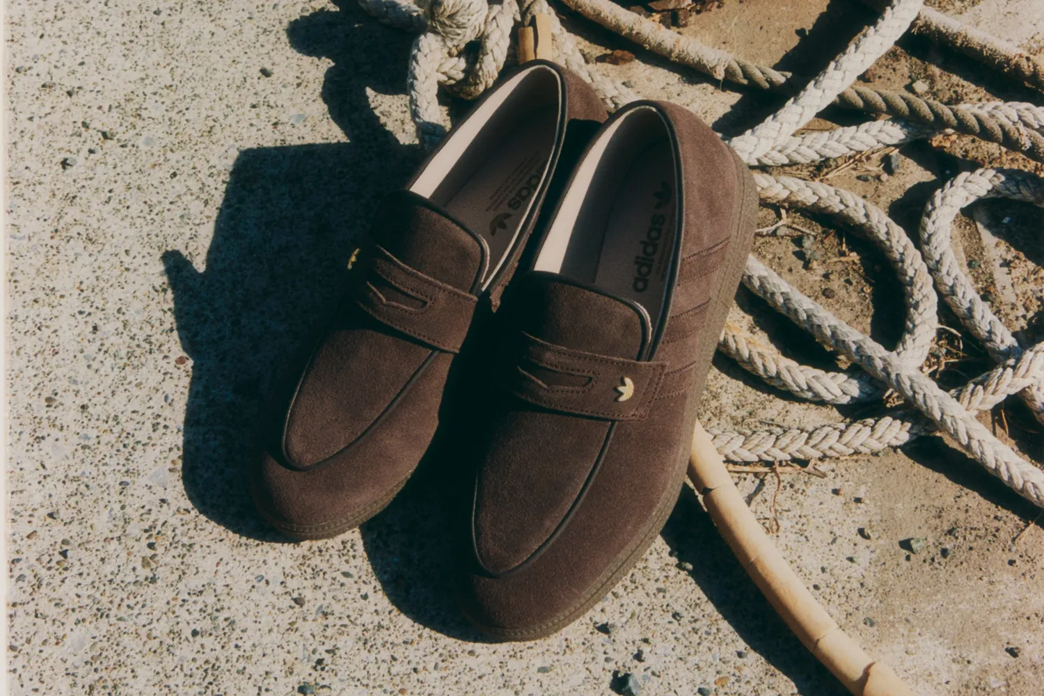 ハンドボール スペツィアル ローファー