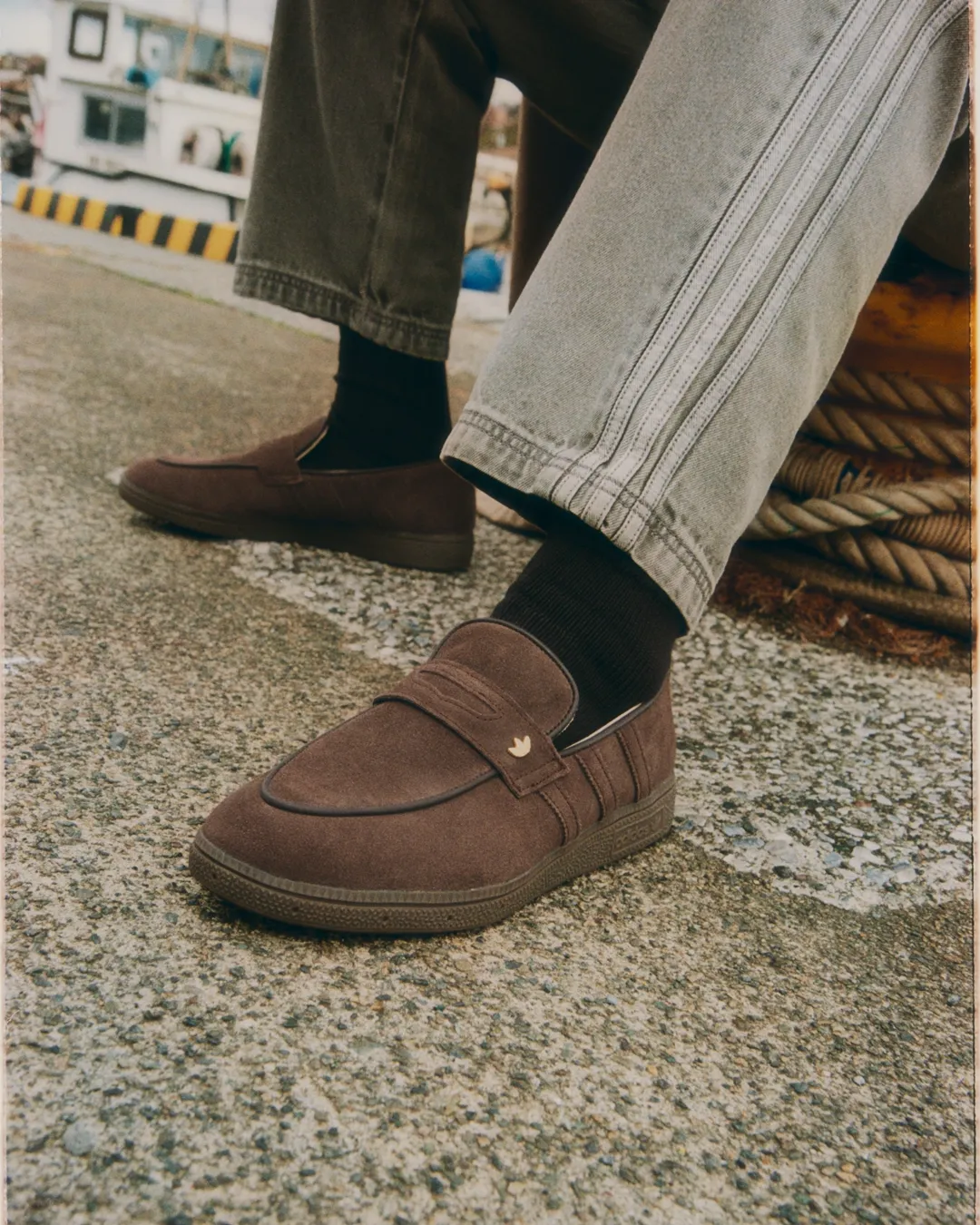 アディダス ローファー