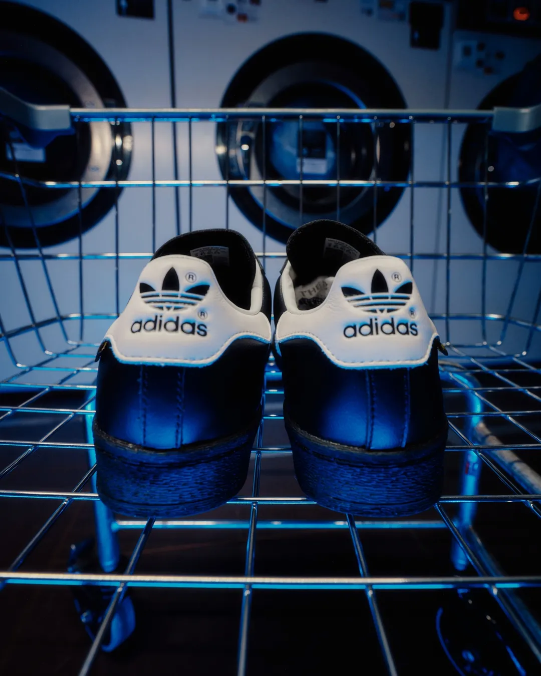 アディダス 防水