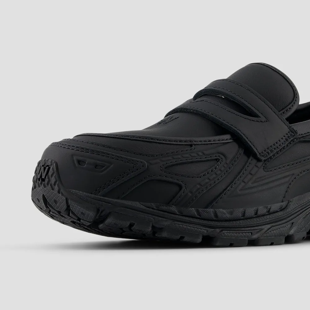 ニューバランス 1906L ローファー