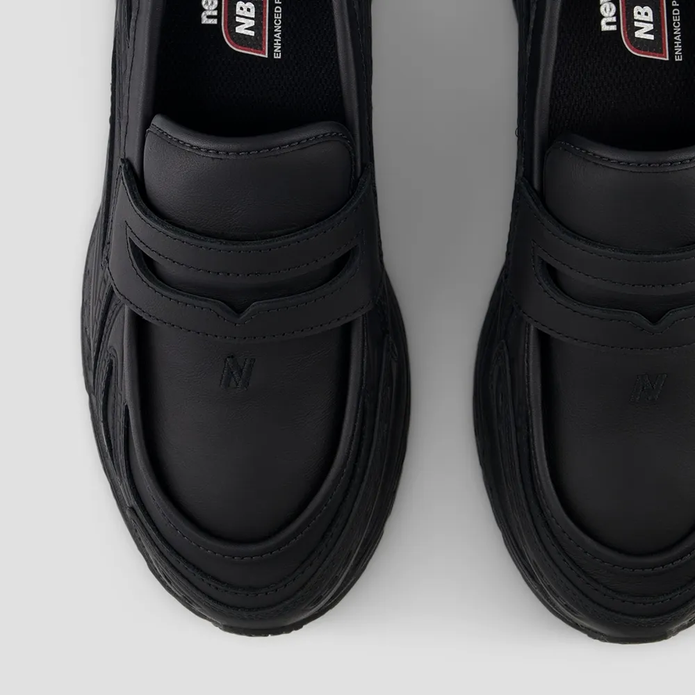 ニューバランス ローファー