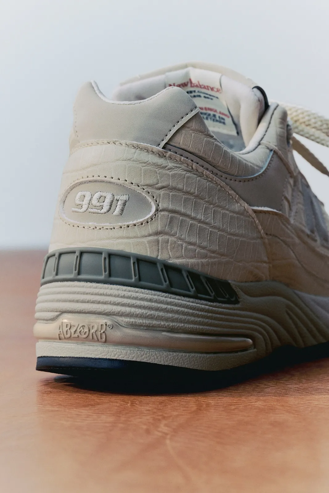 ニューバランス