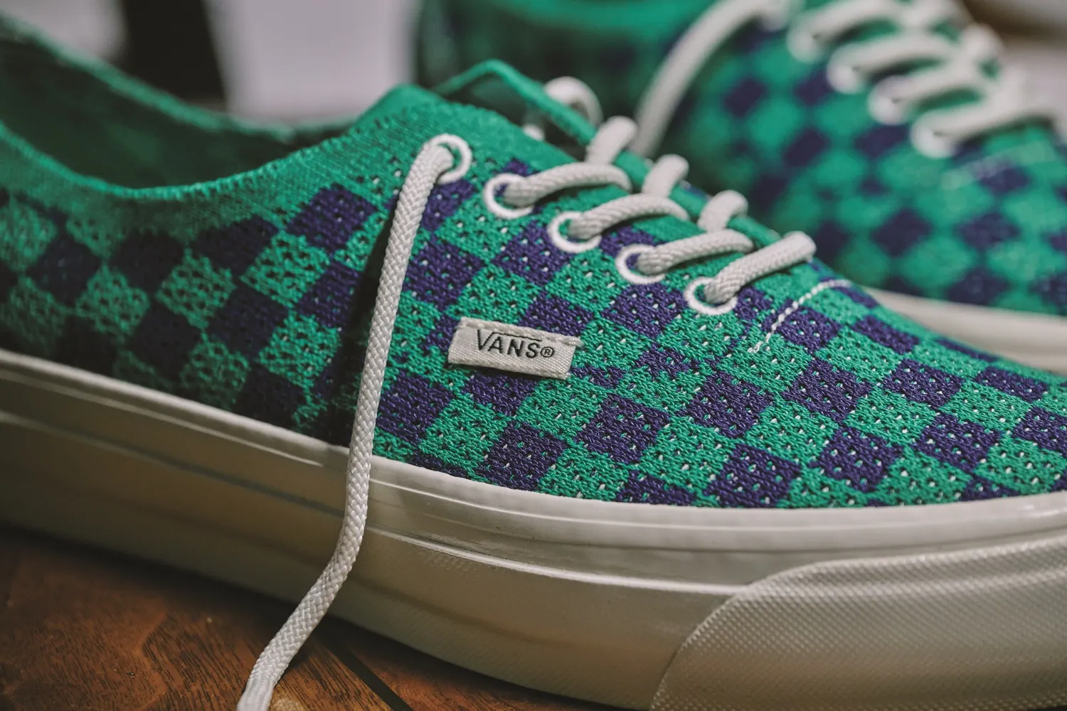 プレミアム オーセンティック 44 EK