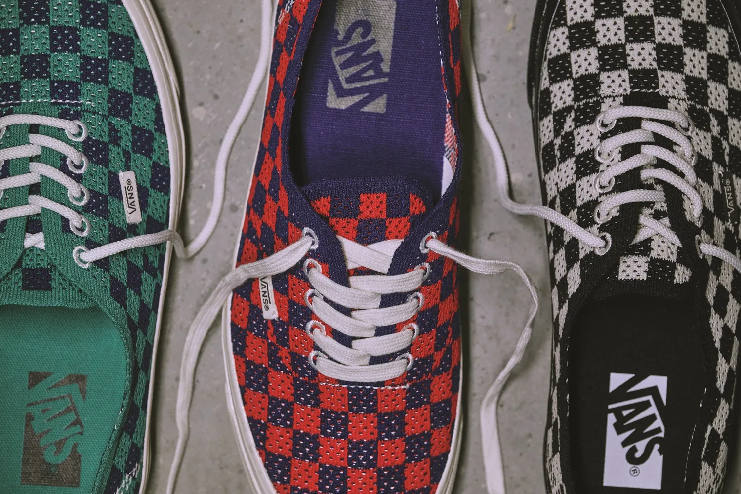 PREMIUM AUTHENTIC 44 EK