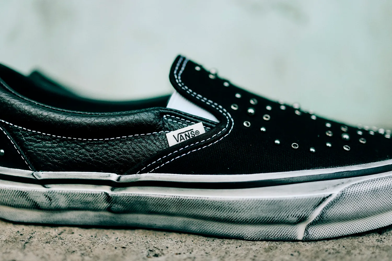 バンズ スタッズ