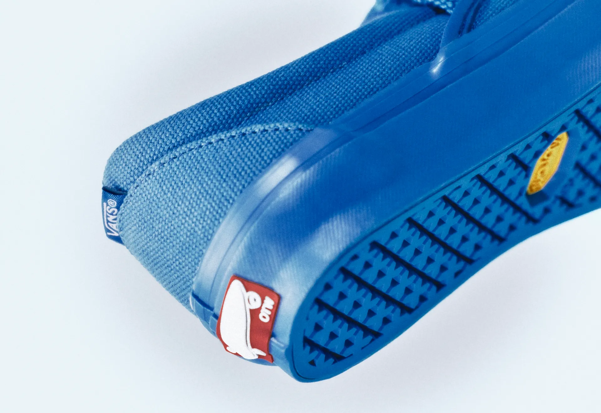 OTW by VANS スリッポン