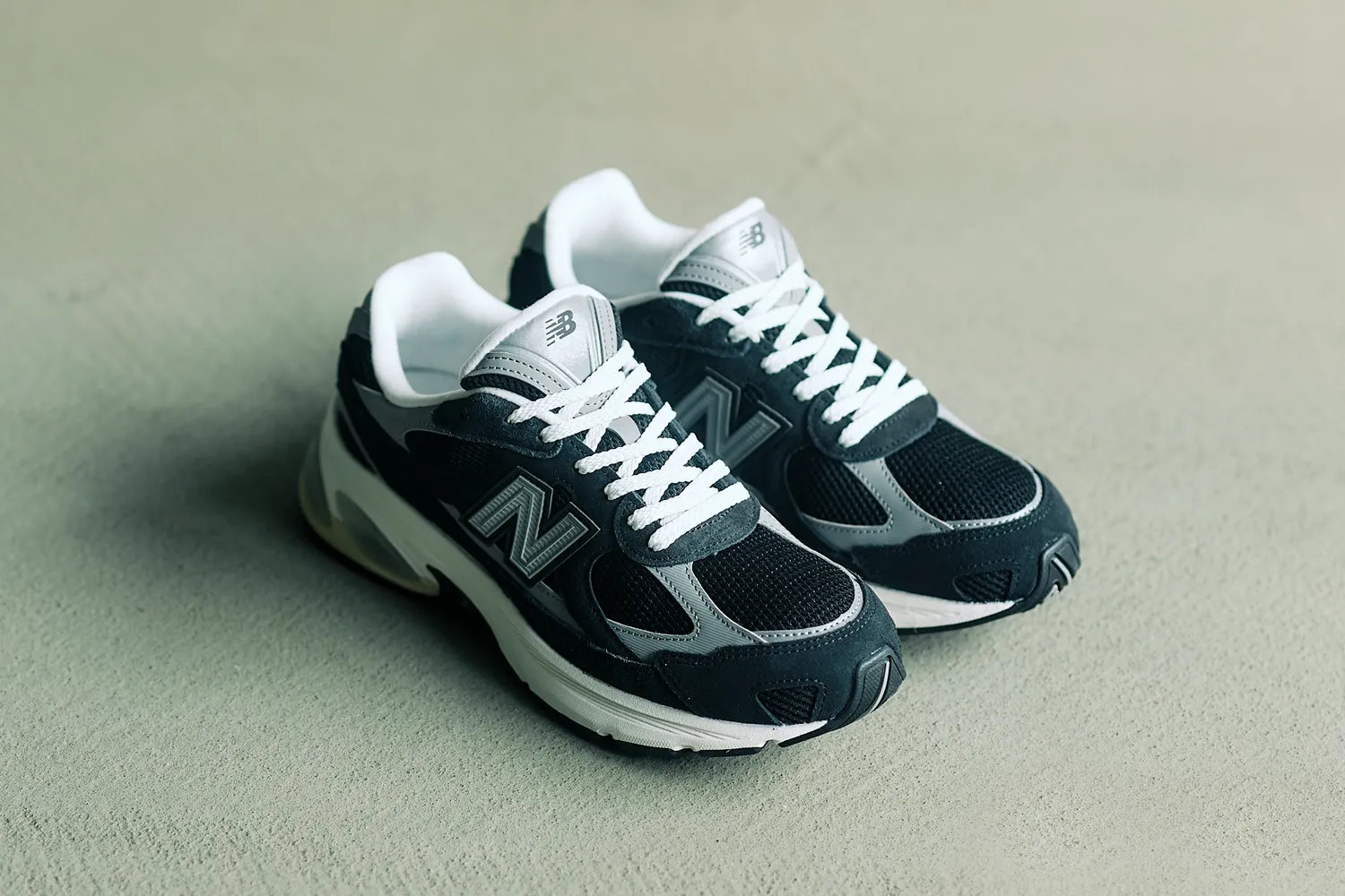 ニューバランス 2010