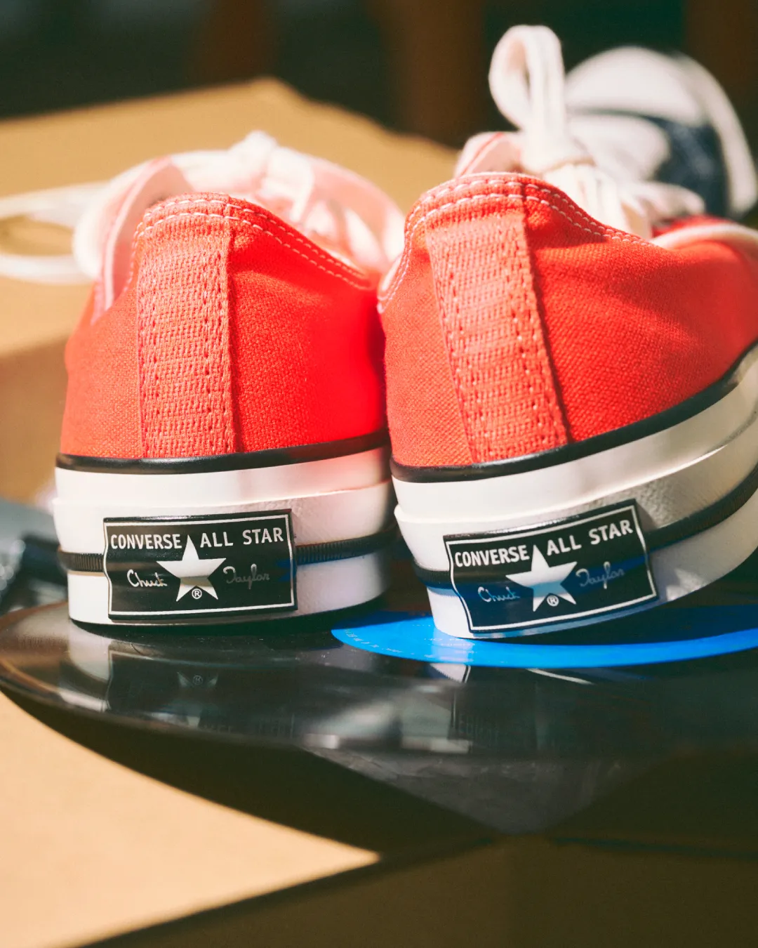 CHUCK TAYLOR