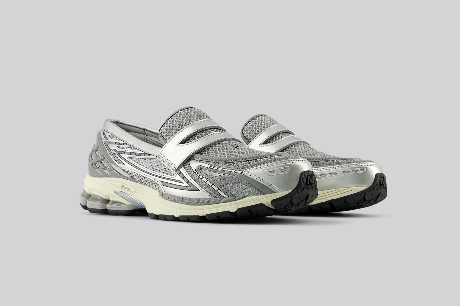 New Balance ローファー
