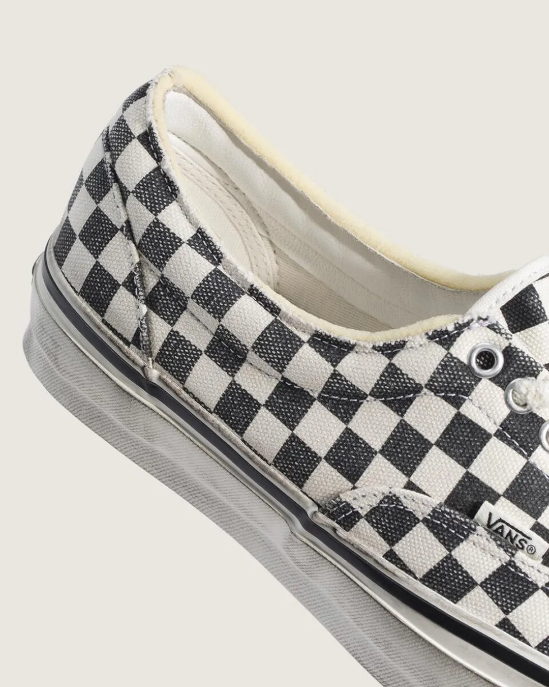 VANS エラ
