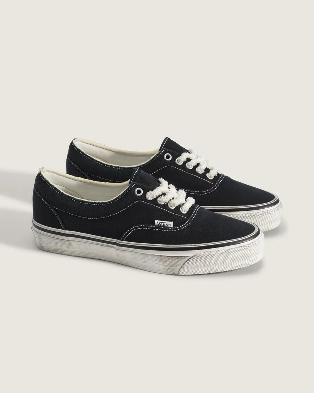 OTW by VANS ERA