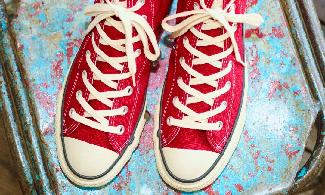 CHUCK TAYLOR