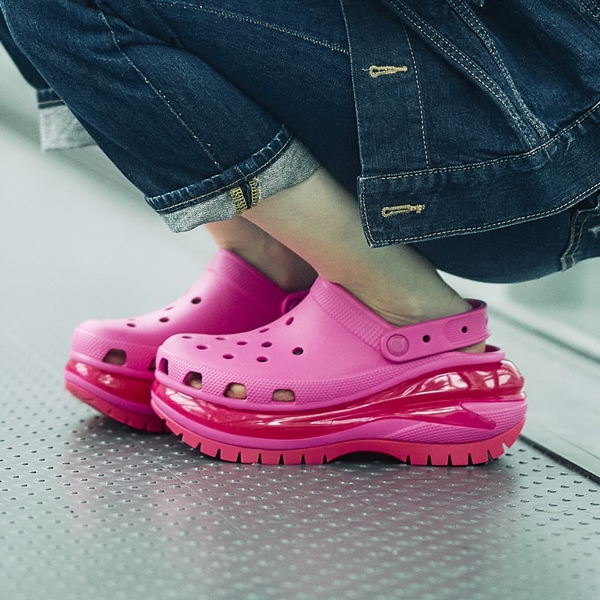 crocs