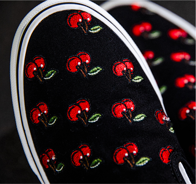 【新品・26.0】VANS オーセンティック チェリー AUTHENTIC 黒 4月6日発売【Vans Authentic & Slip-on “Cherry”】バンズ