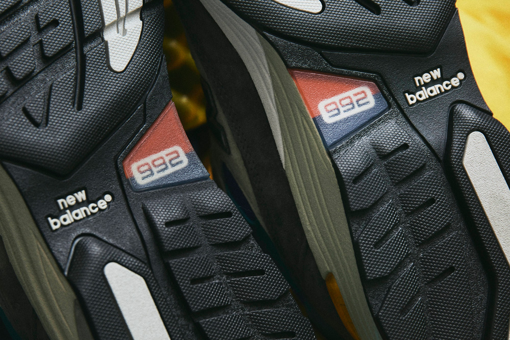  NEW BALANCE M992RR