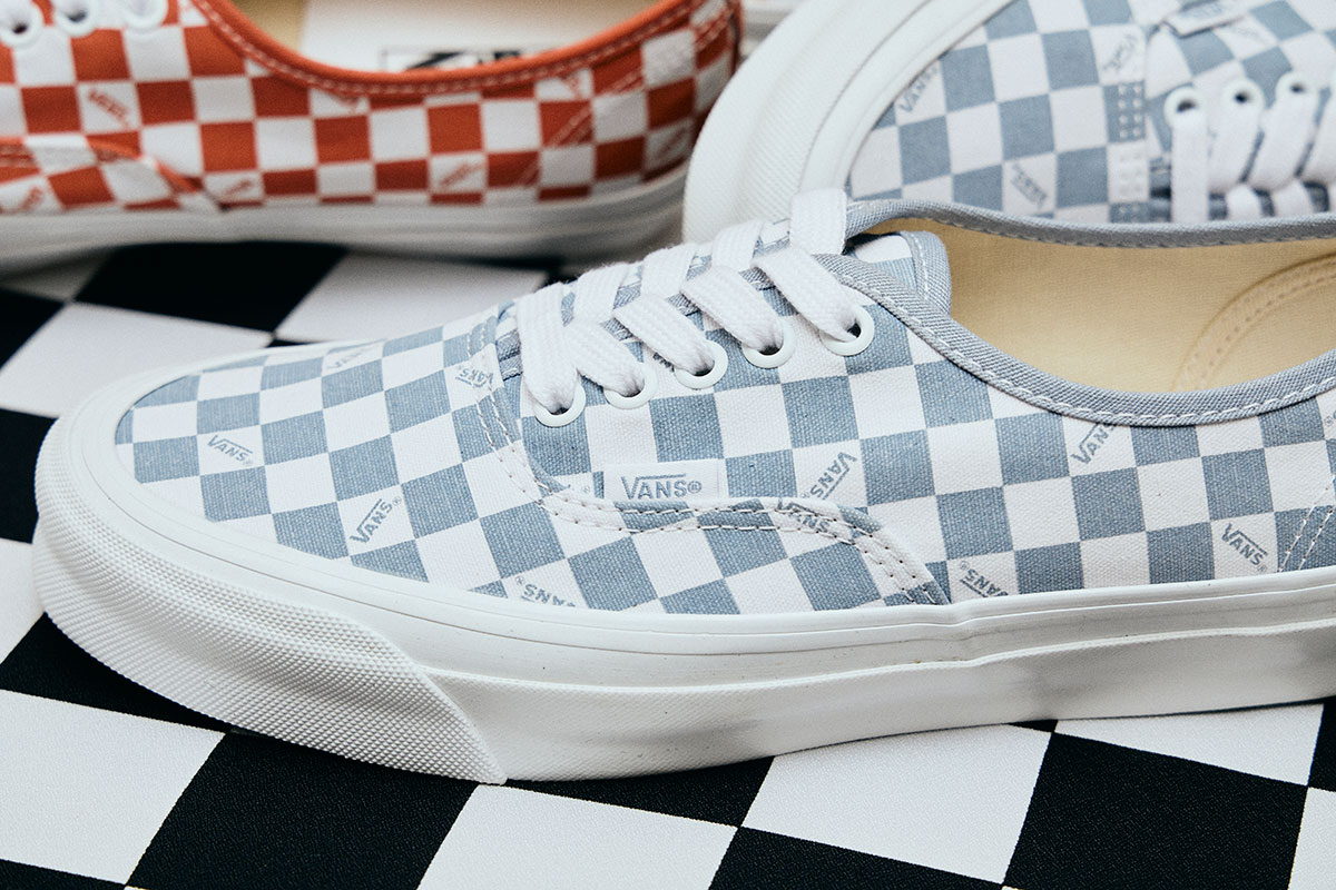 VAULT BY VANS  CHECKERBOARD