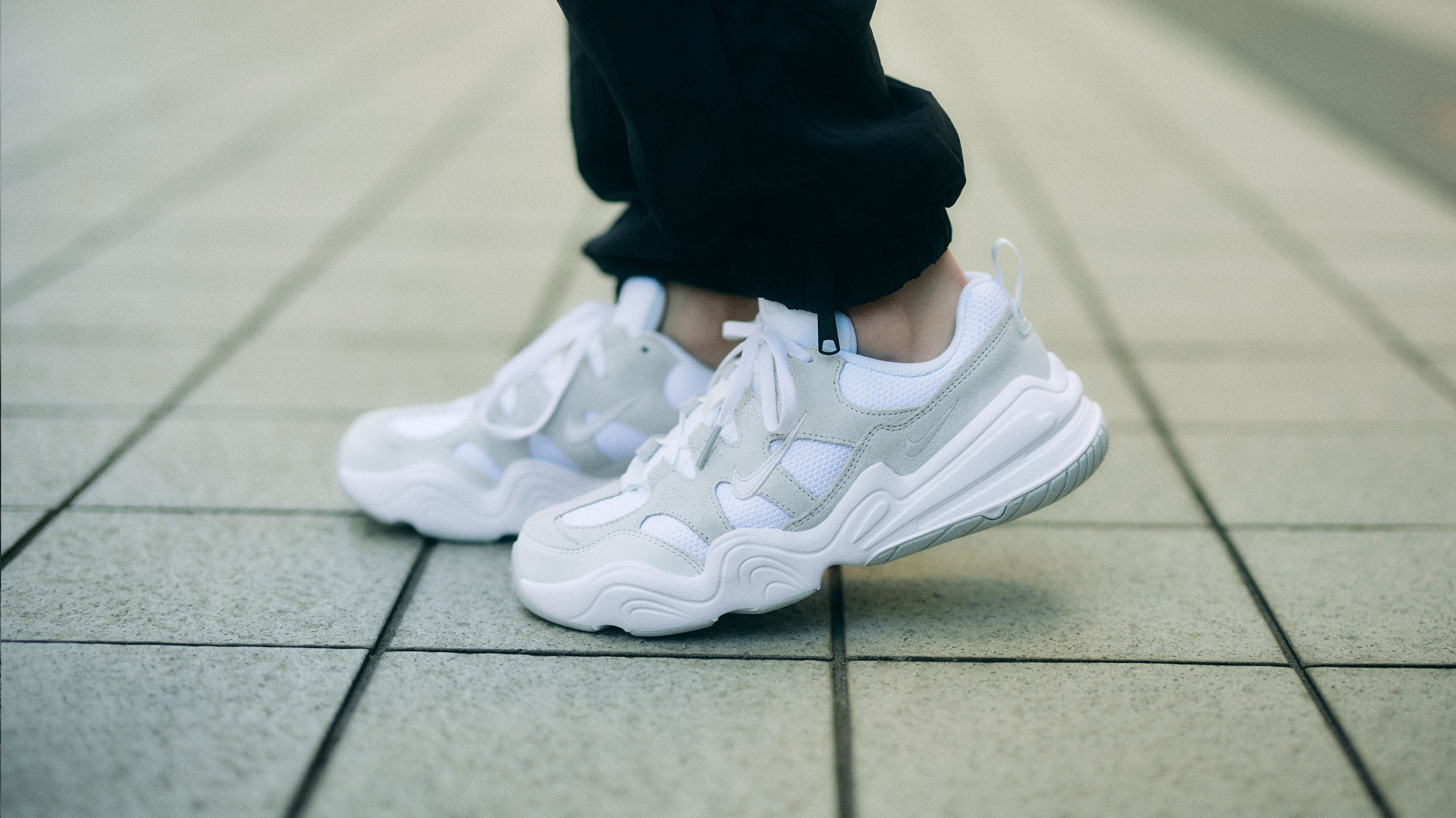 NIKE W NIKE TECH HERA