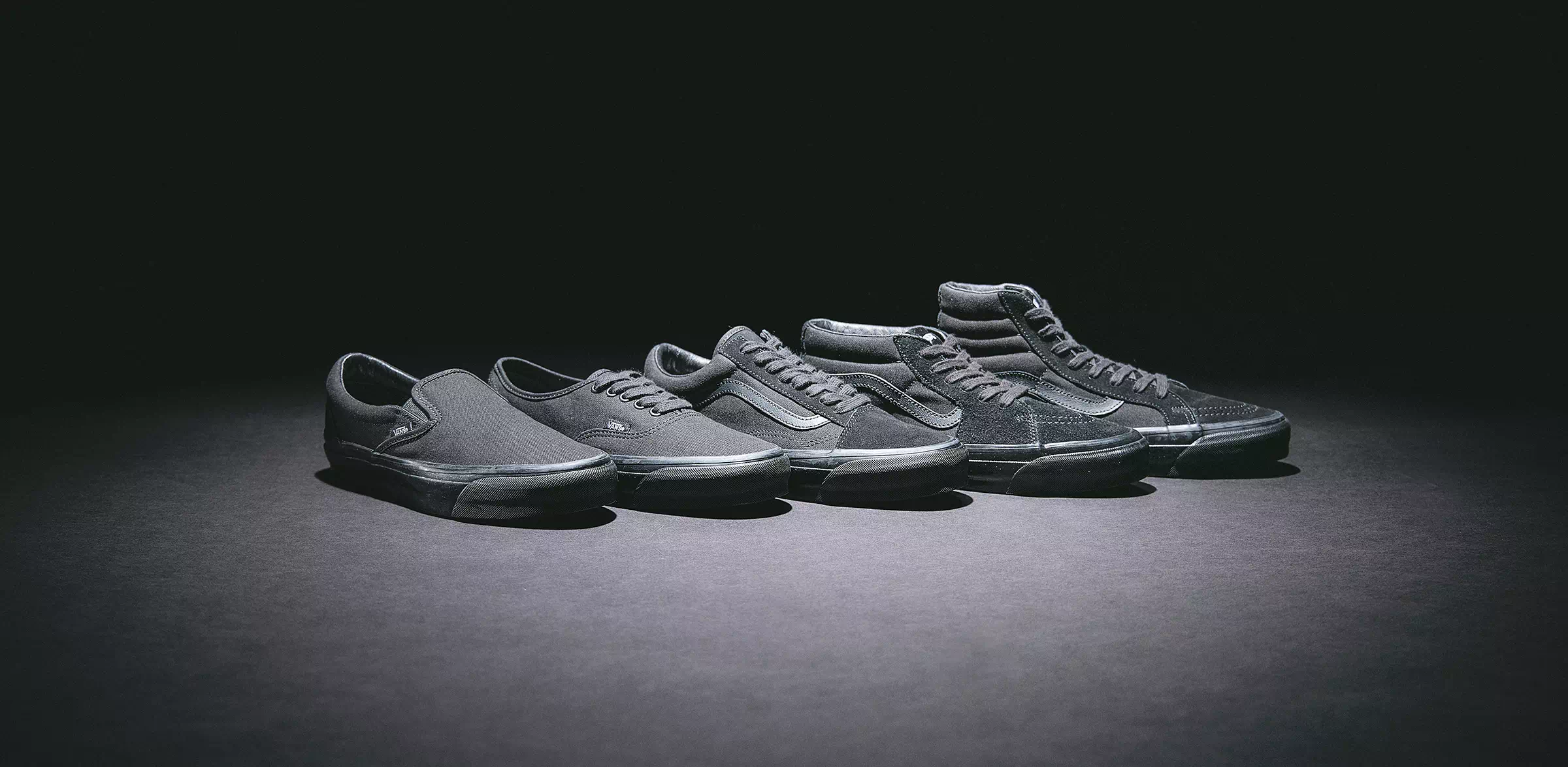 VANS BLACK COLLECTION