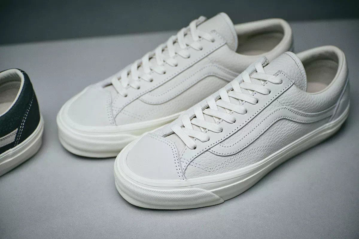 VANS LX OLD SKOOL 36 LE MARAIS WHITE