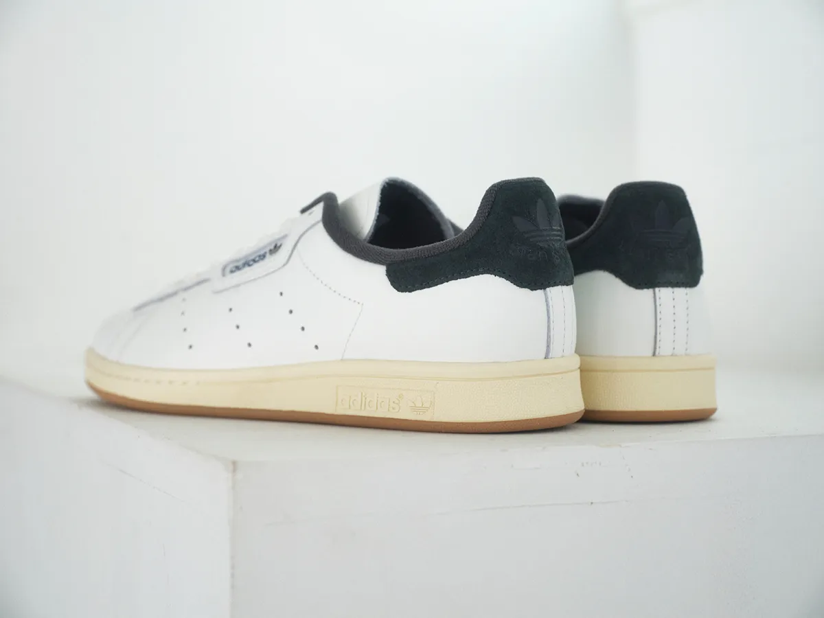 adidas STANSMITH