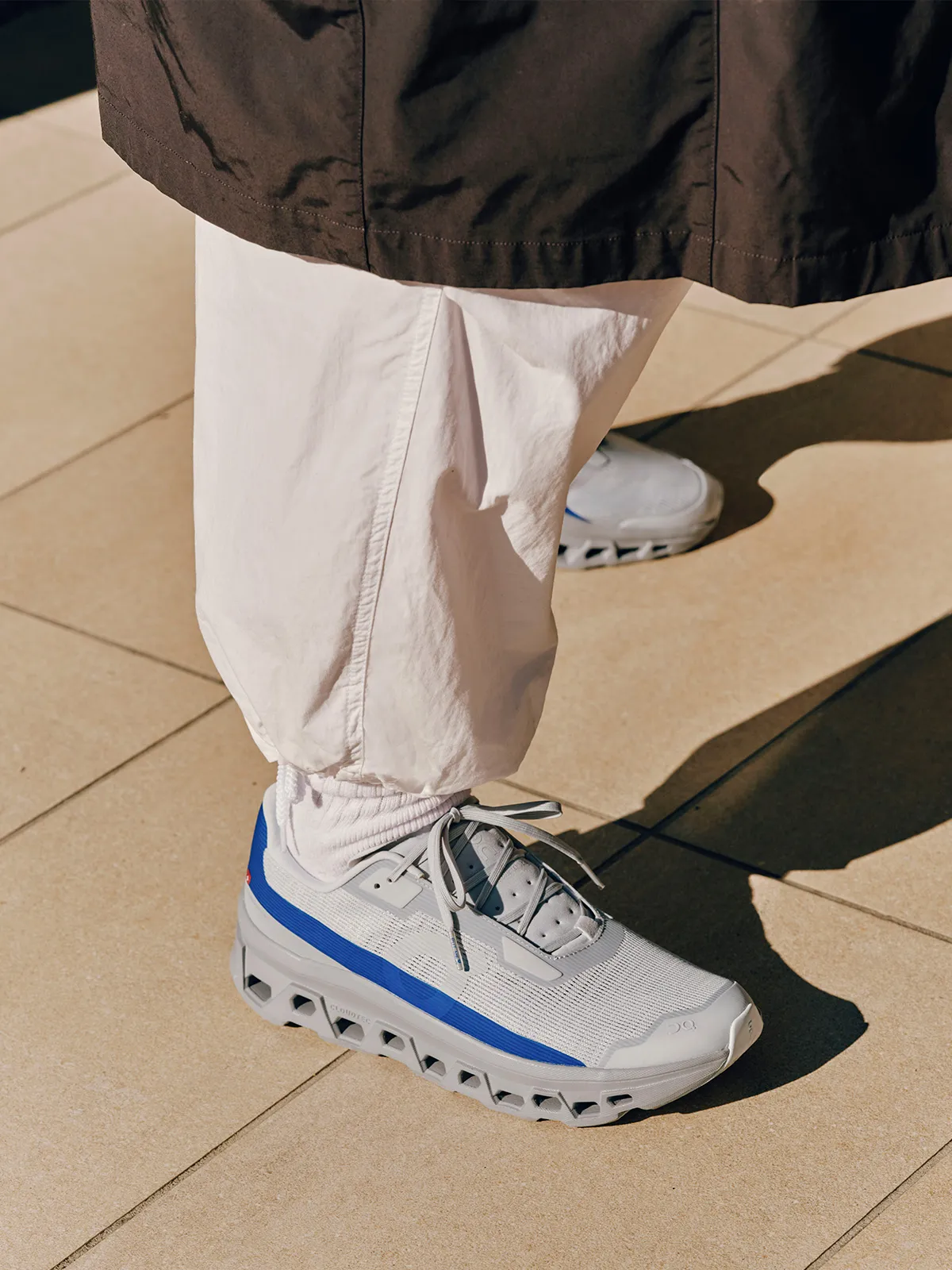 On Cloudmonster Void