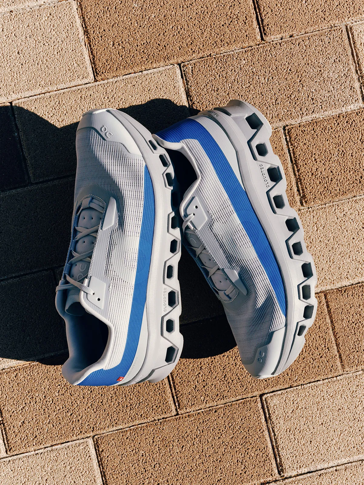 On Cloudmonster Void