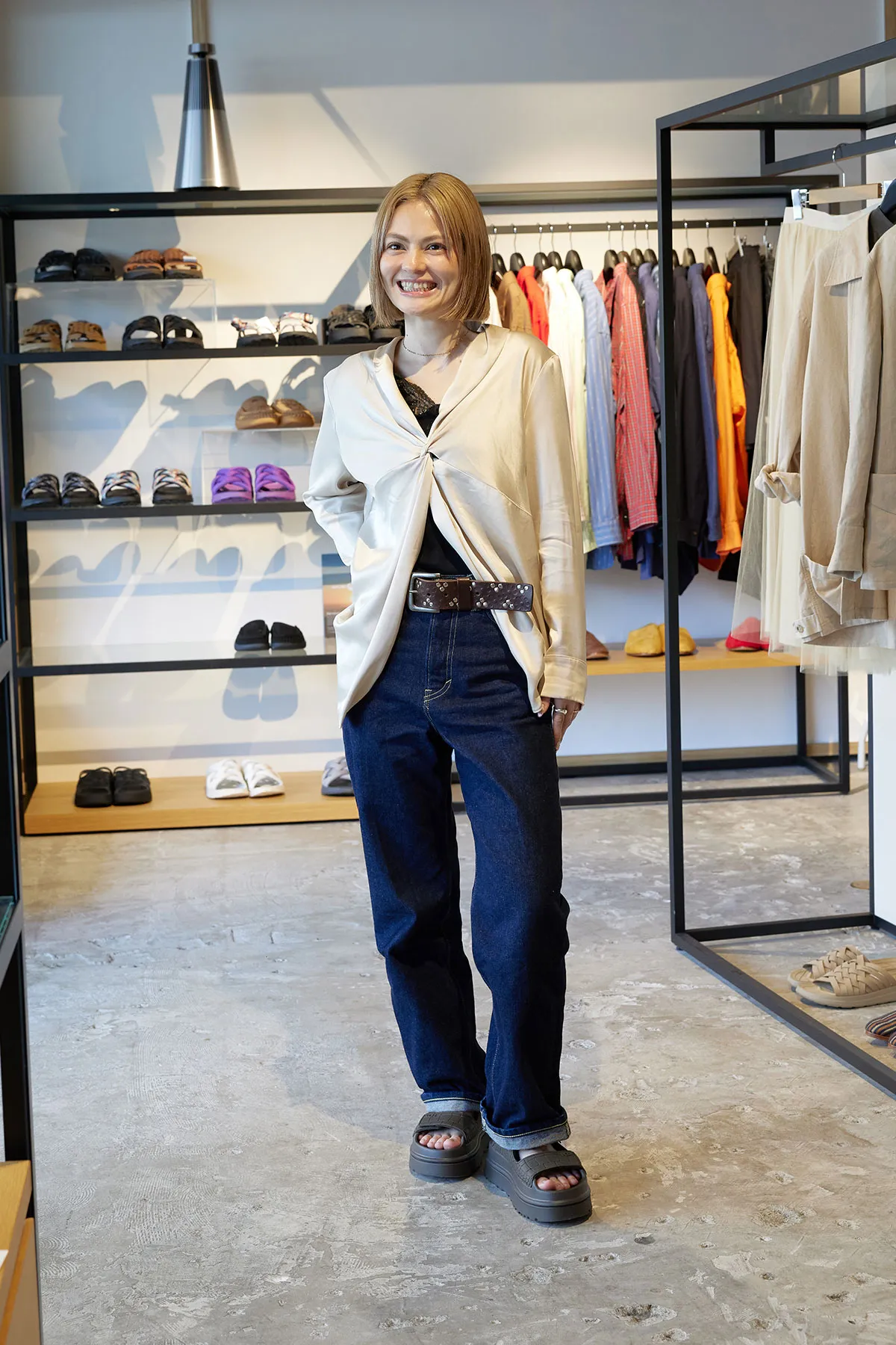 UGG そろそろサンダルの季節！みんなはUGGのサンダルどう履きこなす？