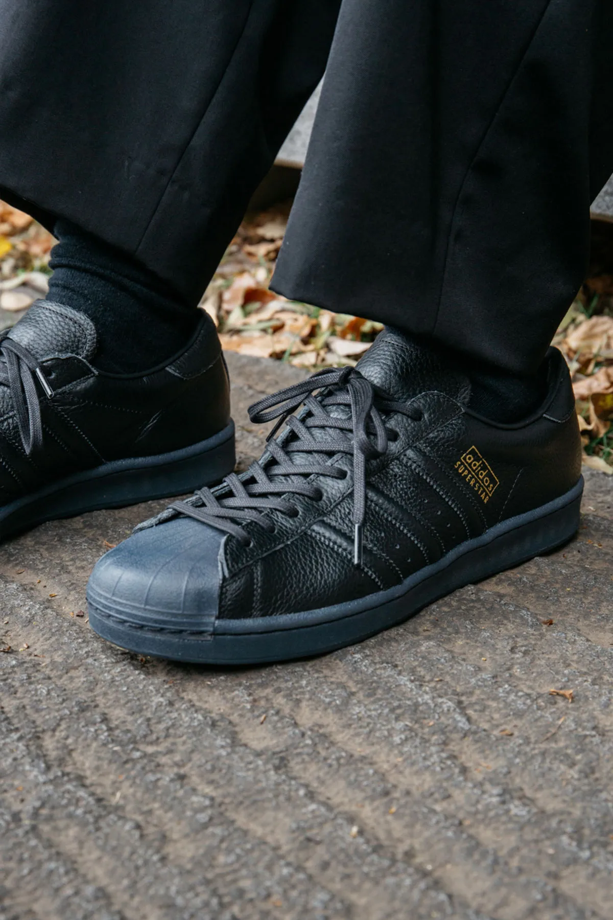 GOLDENGLOW EMBOSSED