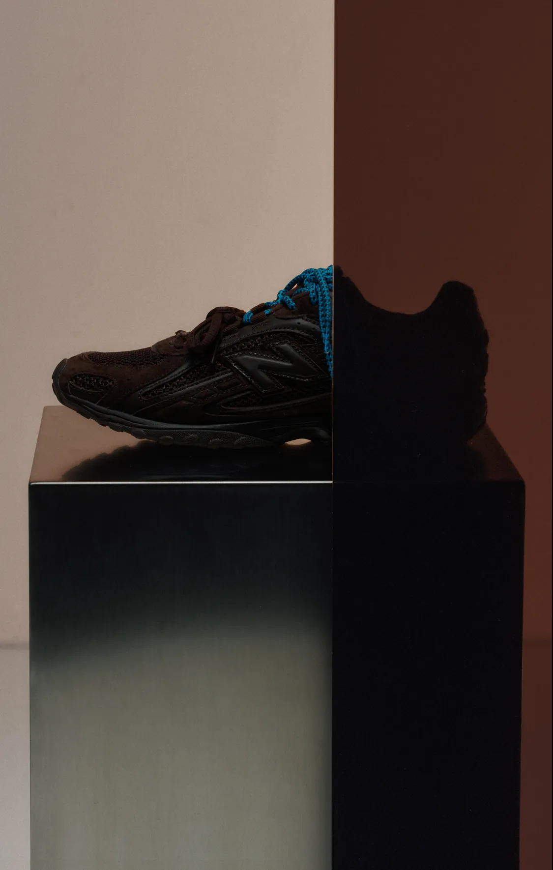 New Balance 204L BLACK COFFEE