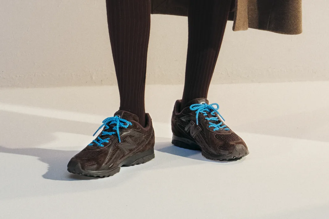 New Balance 204L BLACK COFFEE LOOK.04 1